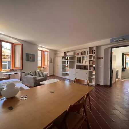 Apartamento Paraggi's House *