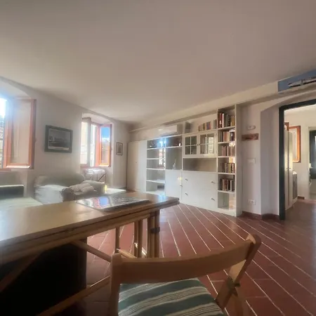 Paraggi's Home, Santa Margherita Ligure, 60 Sqm, 1bedroom 1bathroom, In The Santa Margherita Ligure, Wifi, Air Conditioning Private Garage Available On Request At 25,00 Per Night Lejlighed